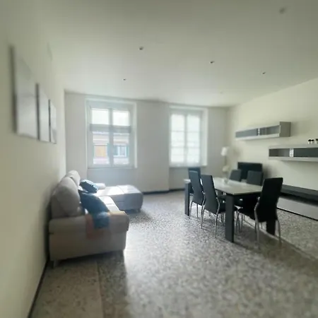 B Moderno Nel Centro Storico * Genoa