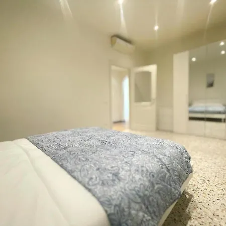 B Moderno Nel Centro Storico